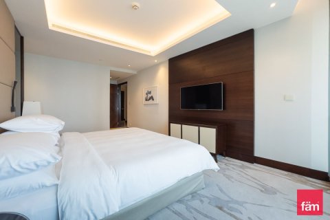 Apartment in Downtown Dubai (Downtown Burj Dubai), UAE 3 bedrooms, 225.5 sq.m. № 502662 - photo 20