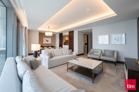 Apartment in Downtown Dubai (Downtown Burj Dubai), UAE 3 bedrooms, 225.5 sq.m. № 502662 - photo 9