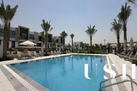 Dubai Land、Dubai、UAE にあるタウンハウスの賃貸物件 3ベッドルーム、161 m2、No623706 - 写真 8