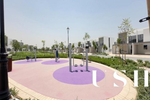 Dubai Land、Dubai、UAE にあるタウンハウスの賃貸物件 3ベッドルーム、161 m2、No623706 - 写真 14
