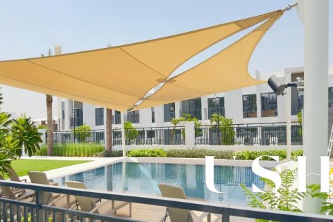 Dubai Land、Dubai、UAE にあるタウンハウスの賃貸物件 3ベッドルーム、161 m2、No623706 - 写真 9