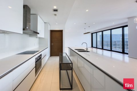 Huoneisto Al Wasl, Dubai, Arabiemiraatit 3 makuuhuonetta, 209.2 m2 № 622330 - kuva 5