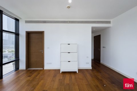 Huoneisto Al Wasl, Dubai, Arabiemiraatit 3 makuuhuonetta, 209.2 m2 № 622330 - kuva 19