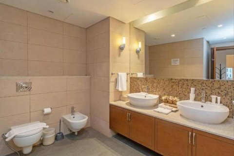 Apartament në Palm Jumeirah, Dubai, Emiratet e Bashkuara Arabe 2 dhoma gjumi, 161 m2. № 628646 - Foto 9