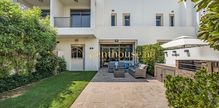 Řadový dům v Town Square, Dubai, SAE 3 ložnice, 206 m² Č.: 593730