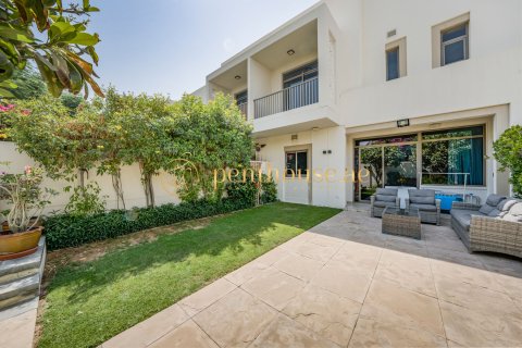 Řadový dům v Town Square, Dubai, SAE 3 ložnice, 206 m² Č.: 593730 - fotografie 26