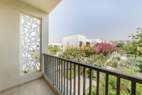 Řadový dům v Town Square, Dubai, SAE 3 ložnice, 206 m² Č.: 593730 - fotografie 19