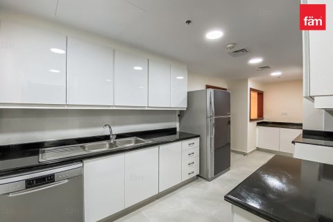 Apartment til leje i Dubai, UAE 3 soveværelser, 185 kvm № 621483 - foto 14
