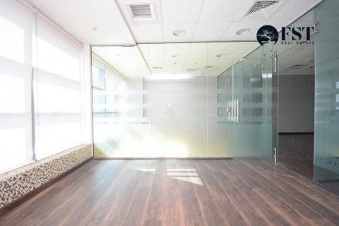 משרד למכירה ב Business Bay, Dubai, איחוד האמירויות  102.5 מ"ר, מספר 544341 - תמונה 2