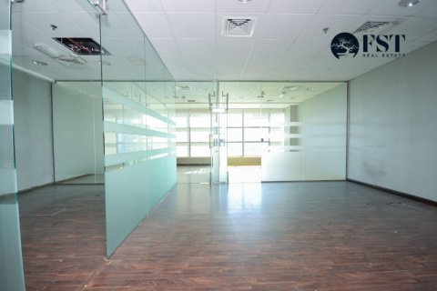 משרד למכירה ב Business Bay, Dubai, איחוד האמירויות  102.5 מ"ר, מספר 544341 - תמונה 1