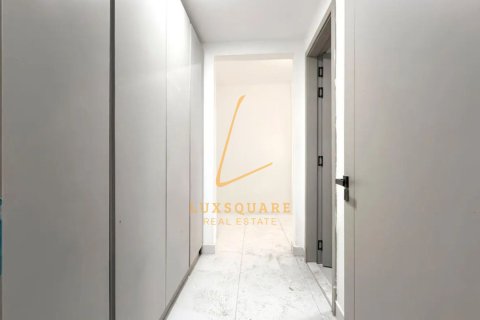 Al Furjan, Dubai, UAE의 판매용 아파트 침실 3개, 143제곱미터 번호 711043 - 사진 2