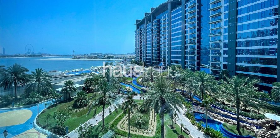 Apartment in Palm Jumeirah, Dubai, UAE 3 bedrooms, 212 sq.m. № 626088