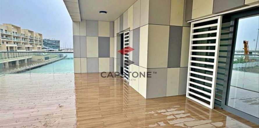 Byt v Al Raha Beach, Abu Dhabi, SAE 2 ložnice, 167 m² Č.: 604605