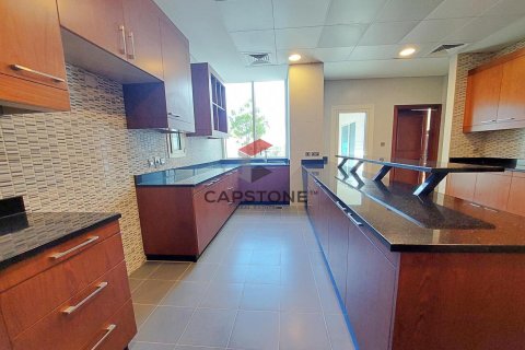 Villa in affitto a The Marina, Abu Dhabi, EAU 6 camere da letto, 1264 mq. № 600936 - foto 8
