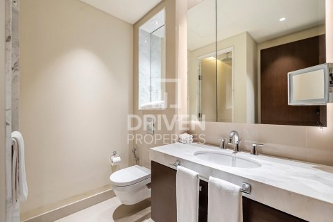 Apartament në Downtown Dubai (Downtown Burj Dubai), Dubai, Emiratet e Bashkuara Arabe 2 dhoma gjumi, 135 m2. № 602918 - Foto 13
