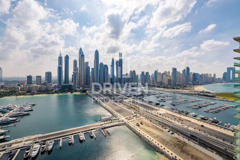 Apartment in Dubai Harbour, Dubai, UAE 3 bedrooms, 195 sq.m. № 602909 - photo 6