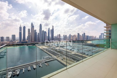 Apartment in Dubai Harbour, Dubai, UAE 3 bedrooms, 195 sq.m. № 602909 - photo 10