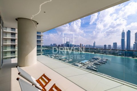 Apartment in Dubai Harbour, Dubai, UAE 3 bedrooms, 195 sq.m. № 602909 - photo 5