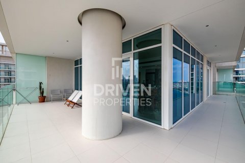 Apartment in Dubai Harbour, Dubai, UAE 3 bedrooms, 195 sq.m. № 602909 - photo 7