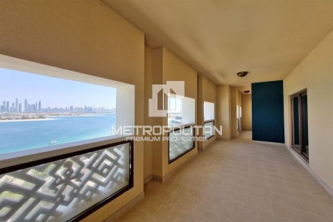 Apartment in Palm Jumeirah, Dubai, UAE 4 bedrooms, 314 sq.m. № 593074 - photo 18