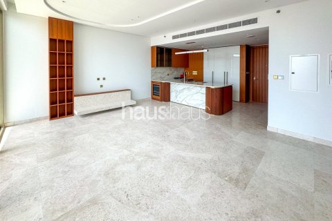 Palm Jumeirah, Dubai, UAE의 임대용 아파트 침실 2개, 131제곱미터 번호 627063 - 사진 2