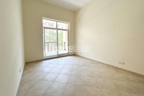 Apartmen di Motor City, Dubai, UAE 2 bilik tidur, 135 meter persegi № 627064 - foto 3
