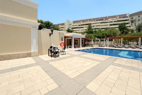Apartmen di Motor City, Dubai, UAE 2 bilik tidur, 135 meter persegi № 627064 - foto 14
