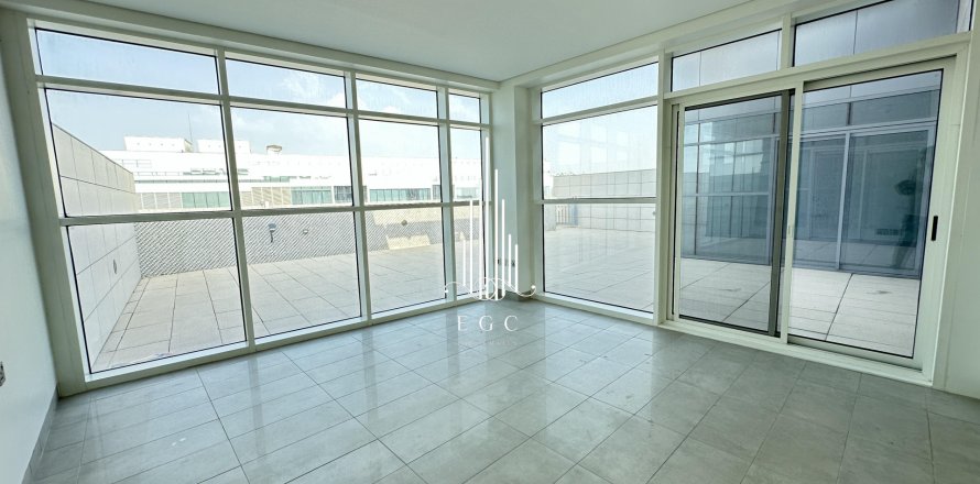 阿联酋 Abu Dhabi Al Raha Beach 复式楼  3 卧, 392 平方米 , 编号 577780