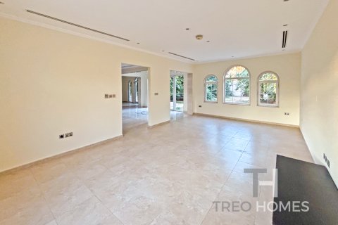 Vila v Jumeirah Park, Dubai, SAE 3 ložnice, 285 m² Č.: 586604 - fotografie 4