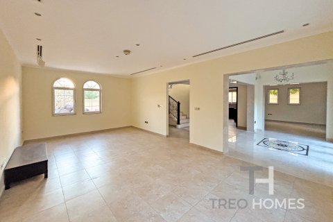 Vila v Jumeirah Park, Dubai, SAE 3 ložnice, 285 m² Č.: 586604 - fotografie 3