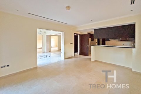 Vila v Jumeirah Park, Dubai, SAE 3 ložnice, 285 m² Č.: 586604 - fotografie 9
