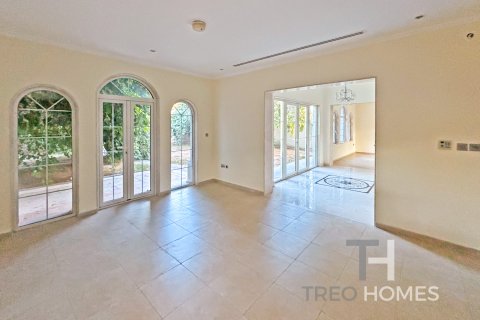 Vila v Jumeirah Park, Dubai, SAE 3 ložnice, 285 m² Č.: 586604 - fotografie 8