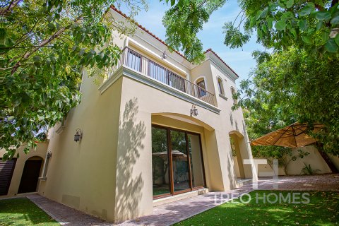 Villa in Arabian Ranches 2, Dubai, UAE 4 bedrooms, 300 sq.m. № 586602 - photo 1
