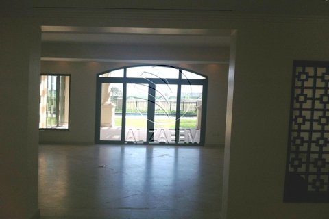 Зняти в оренду віллу на Остров Саадият, Абу-Даби, ОАЕ 6 спалень, 1068м2, № 615974 - фото 11