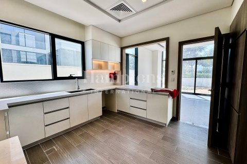 Villa in affitto a Al Furjan, Dubai, EAU 5 camere da letto, 425.30993400 mq. № 585063 - foto 21