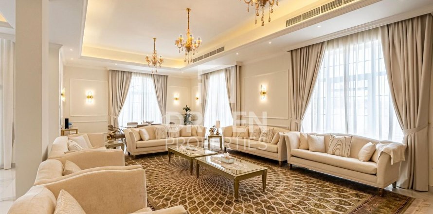 ویلا در Nadd Al Sheba، Dubai ، امارات متحده عربی 5 خوابه ، 3400 متر مربع.  شماره 603650