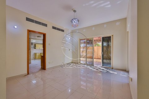 Villa sa Al Raha Gardens, Abu Dhabi, UAE 4 silid-tulugan, 299 sq.m. № 615444 - larawan 12