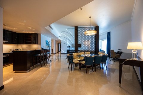 Apartament në The Marina, Abu Dhabi, Emiratet e Bashkuara Arabe 3 dhoma gjumi, 222 m2. № 615680 - Foto 2