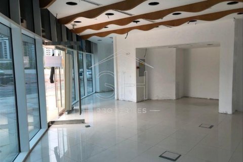 Negozio in vendita a Jumeirah Lake Towers, Dubai, EAU 59.8 mq. № 539460 - foto 3