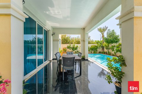 Vila u gradu Dubai, UAE 4 spavaće sobe, 599.8 m2 Br. 632909 - Slika 3