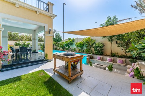 Vila u gradu Dubai, UAE 4 spavaće sobe, 599.8 m2 Br. 632909 - Slika 4