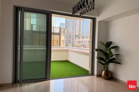 Apartment til salg i Downtown Dubai (Downtown Burj Dubai), Dubai, UAE 2 soveværelser, 135.9 kvm № 621731 - foto 15