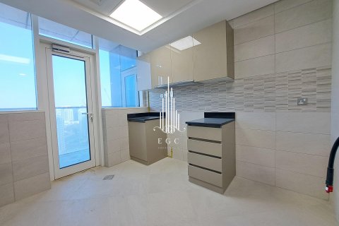 阿联酋 Abu Dhabi Corniche Road 待租 : 2 卧, 140.3 平方米 , 编号561246 - 照片 11