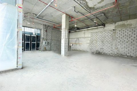Dyqan në Arjan, Dubai, Emiratet e Bashkuara Arabe 52.5 m2. № 569262 - Foto 4