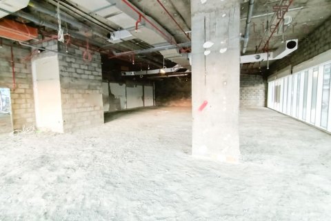 Kedai di Arjan, Dubai, UAE 423.6 meter persegi № 569258 - foto 1