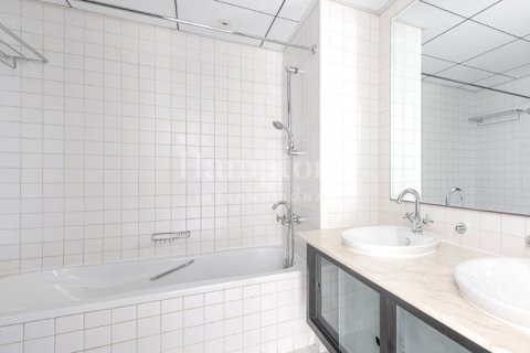 Снять в аренду квартиру в Дубай Марина, Дубай, ОАЭ 2 спальни, 121.05260900м2, № 583868 - фото 1