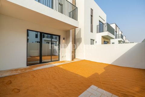 Townhouse in Dubai South (Dubai World Central), UAE 3 bedrooms, 181.90407400 sq.m. № 583867 - photo 4