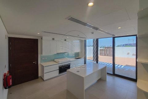 阿联酋 Abu Dhabi 待售 : 4 卧, 876 平方米 , 编号615908 - 照片 4