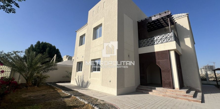Vilë në Living Legends, Dubai, Emiratet e Bashkuara Arabe 6 dhoma gjumi, 753 m2. № 592778