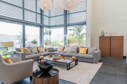 Vilë në Mohammed Bin Rashid City, Dubai, Emiratet e Bashkuara Arabe 5 dhoma gjumi, 467 m2. № 592783 - Foto 2